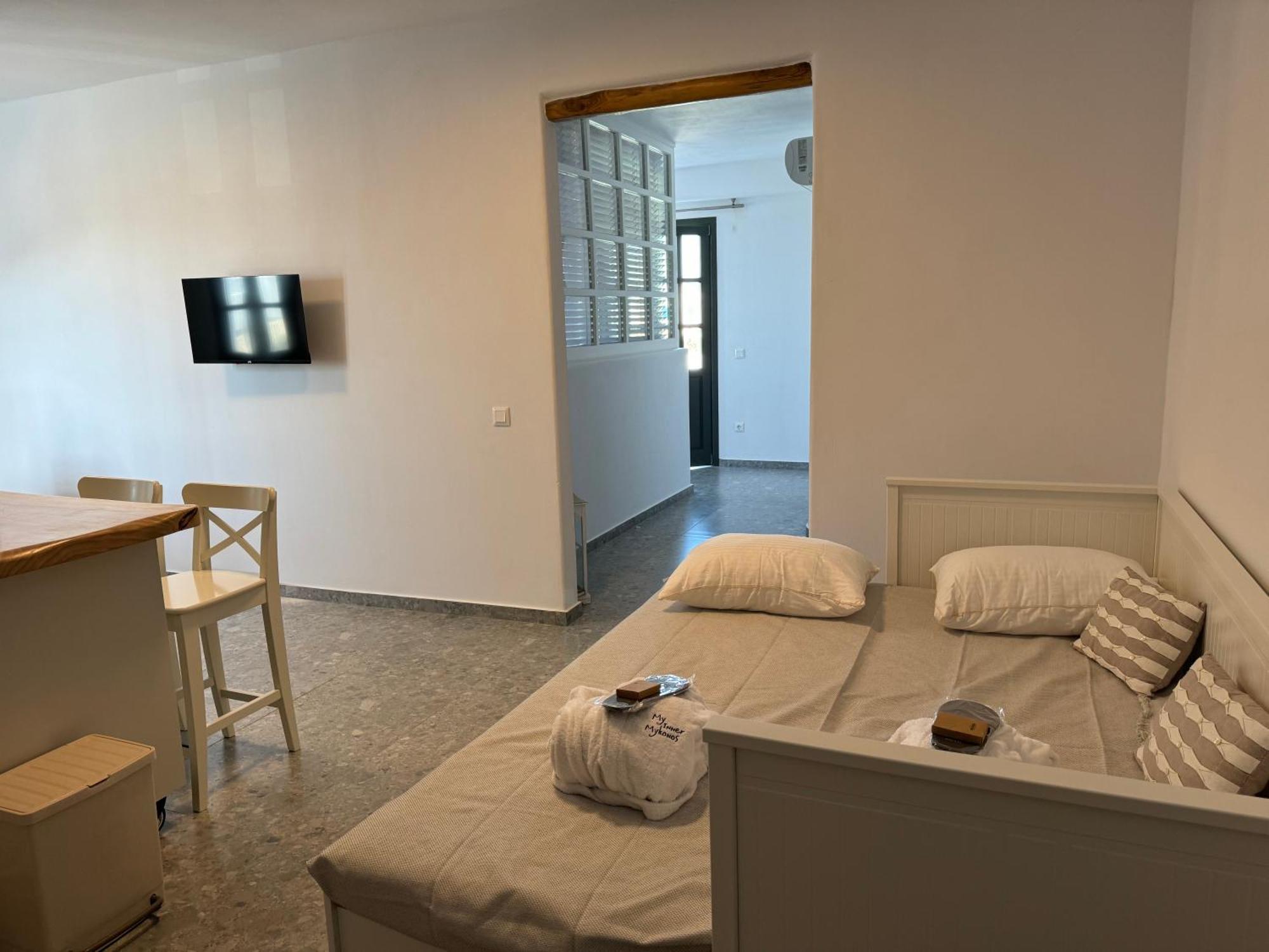 My Inner Mykonos Apartment *